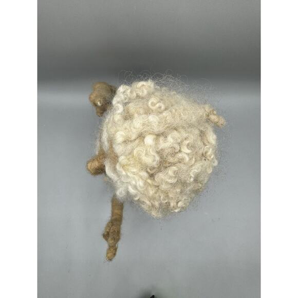 Needle-felted 100% Wool Over Wire Old Man Einstein on Wood Base Folk Art - Picture 7 of 8
